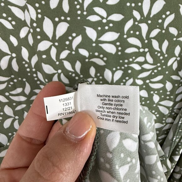 Lane Bryant NWT Women Size 22/24 Cap-Sleeve Wrap Midi Dress Leaves and Dots - Picture 9 of 11